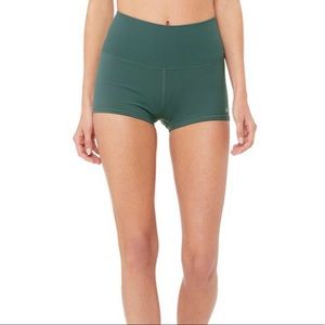 ALO YOGA Aura Shorts